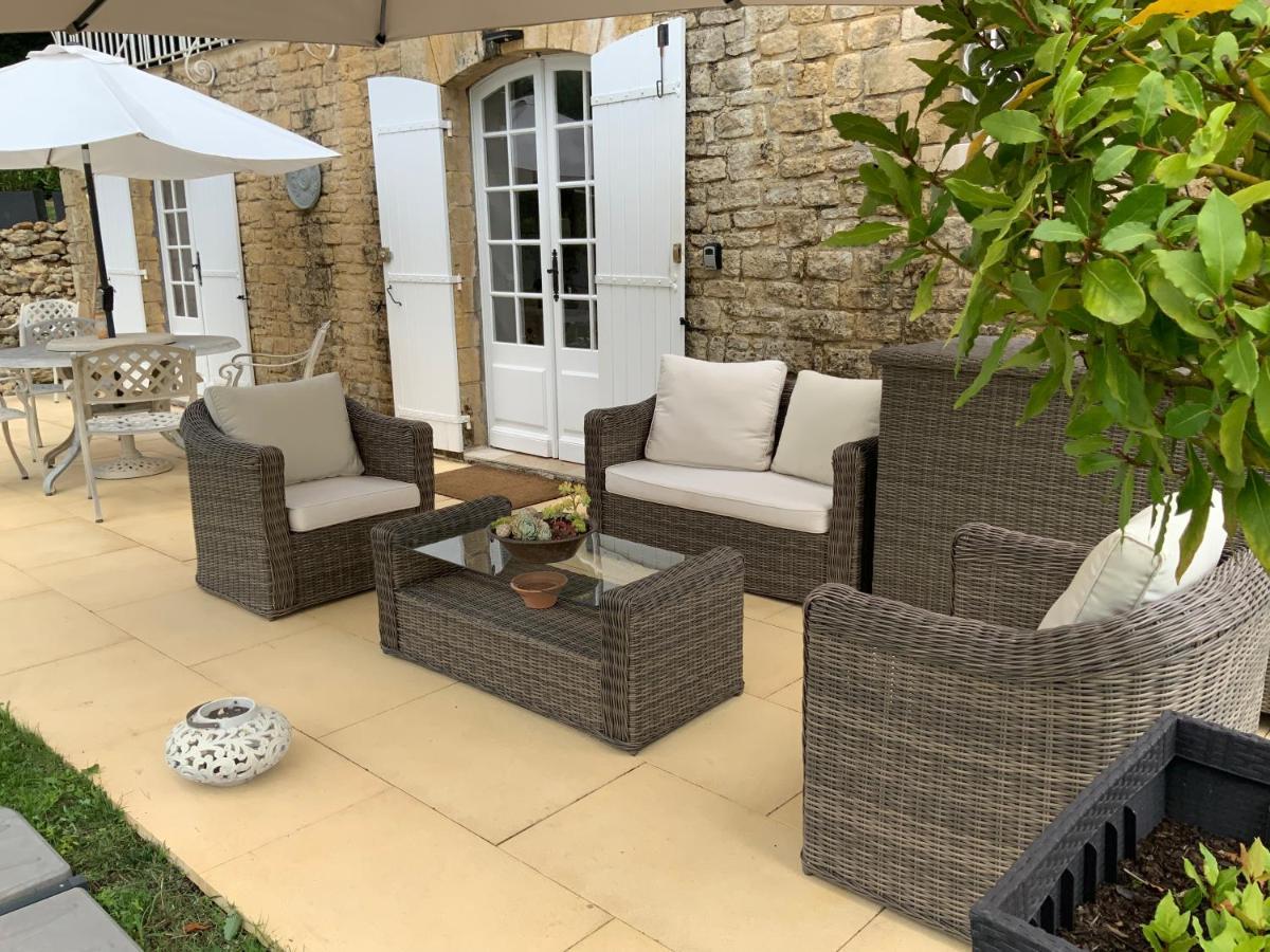 Amity. Exclusive Poolside Garden Apartment Sarlat Exterior foto